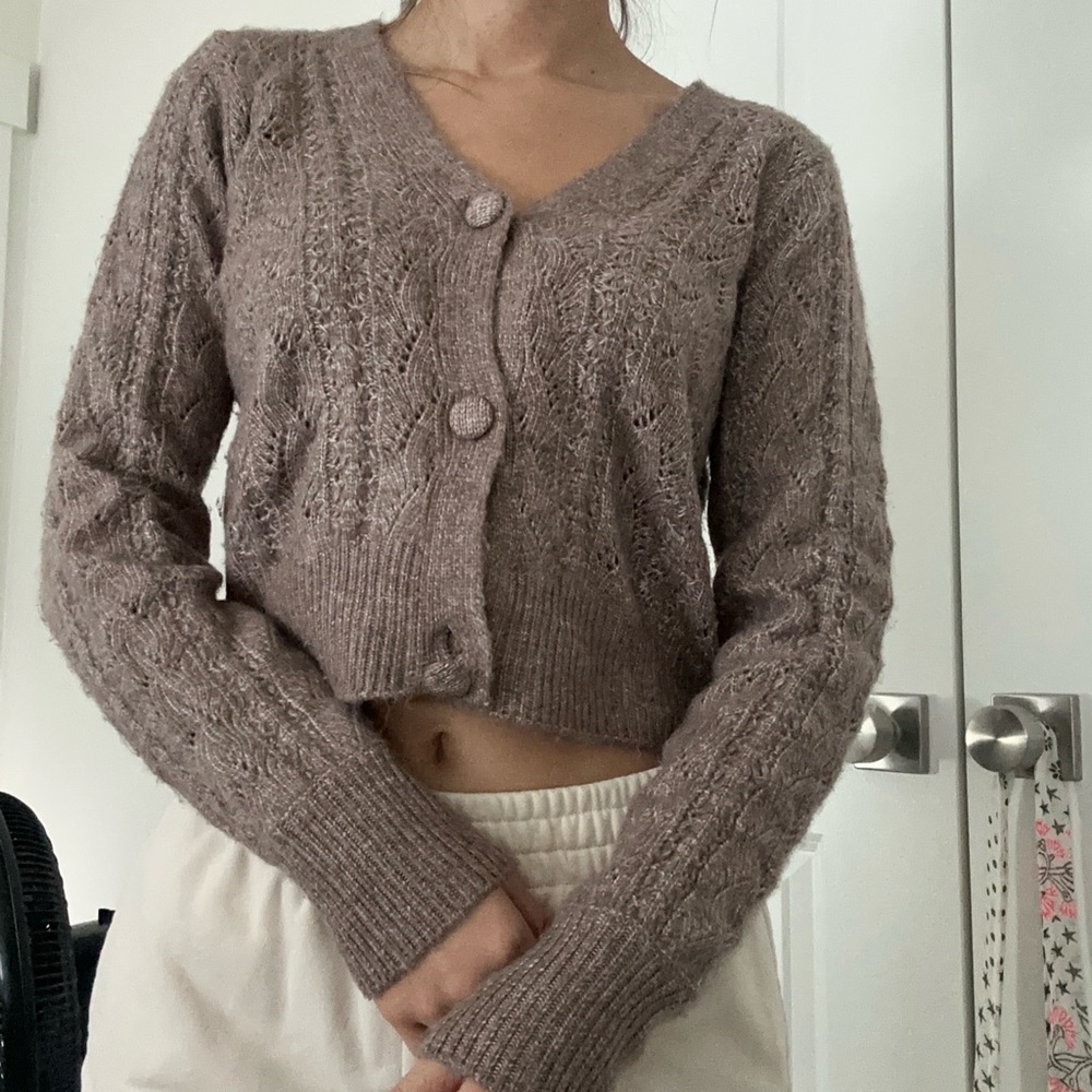 Jessica’s Simpson prefect condition sweater, size small